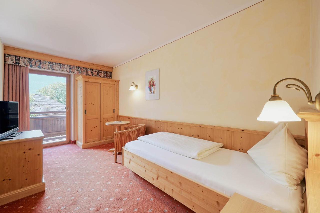 Gasthaus Hotel Oberwirt Ebbs Bagian luar foto